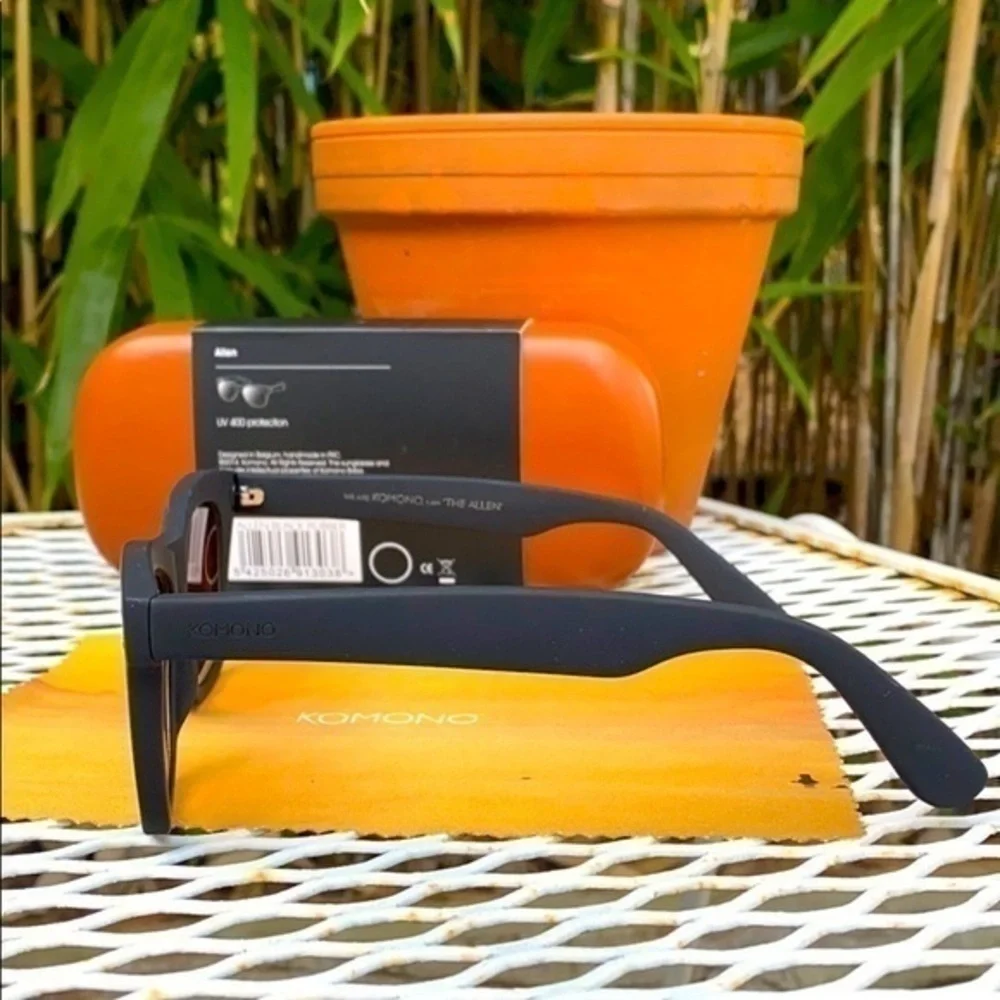 KOMONO SUNGLASSES BLACK wayfarer The Allen